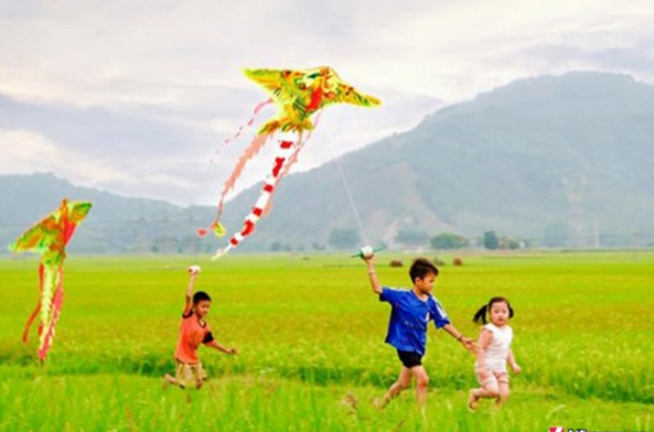 Những bài thơ hay về mùa hè gợi nhớ những ký ức tuổi học trò 3