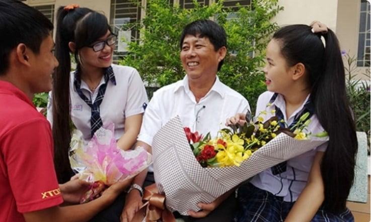 Những Bài Thơ hay về Tuổi Học Trò hồn nhiên và đầy cảm xúc khó quên 12